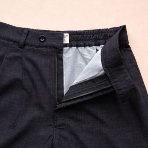 Lans Relaxed Classic Urban Pleated Long Pant in Jet Black front view