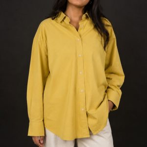 Lans Oversized Woman Pointed Collar Shirt in Lemon Mist