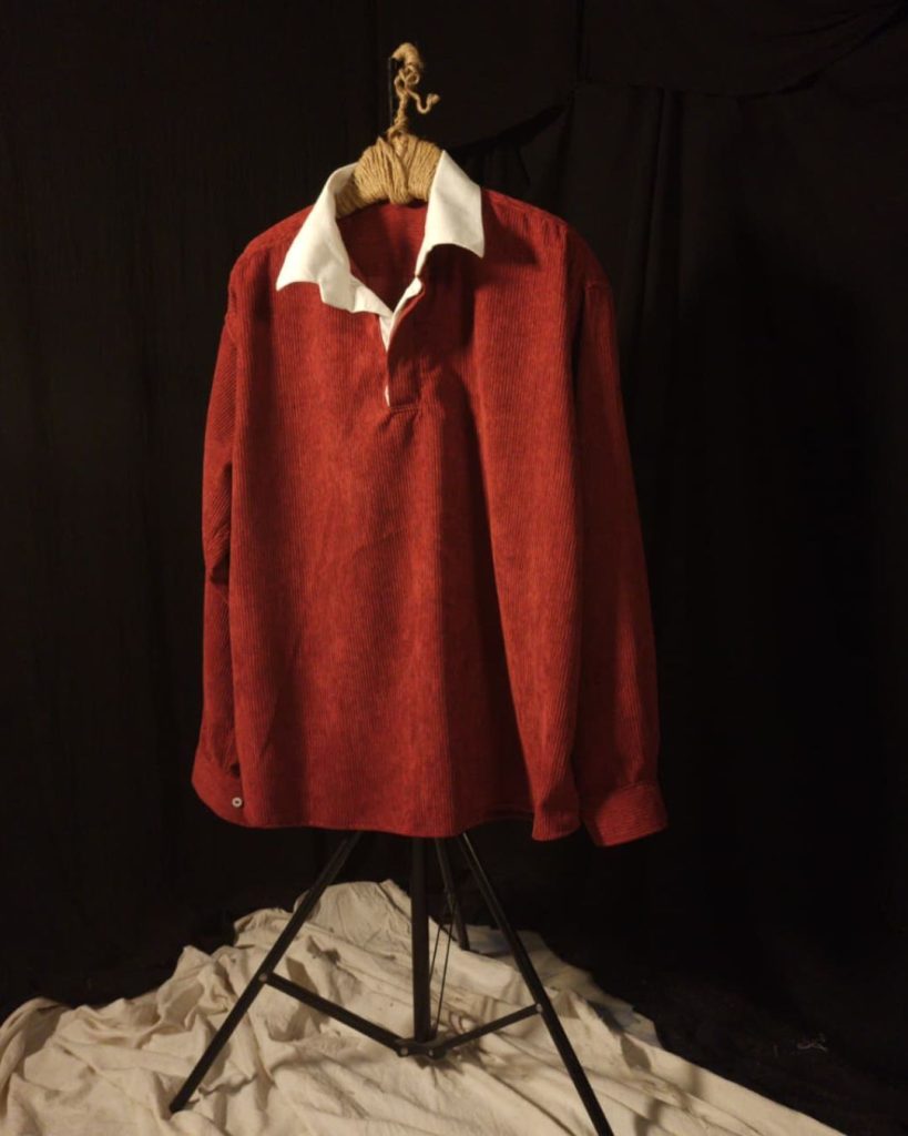 Lans Oversized Retro Corduroy Woman Shirt in Maroon
